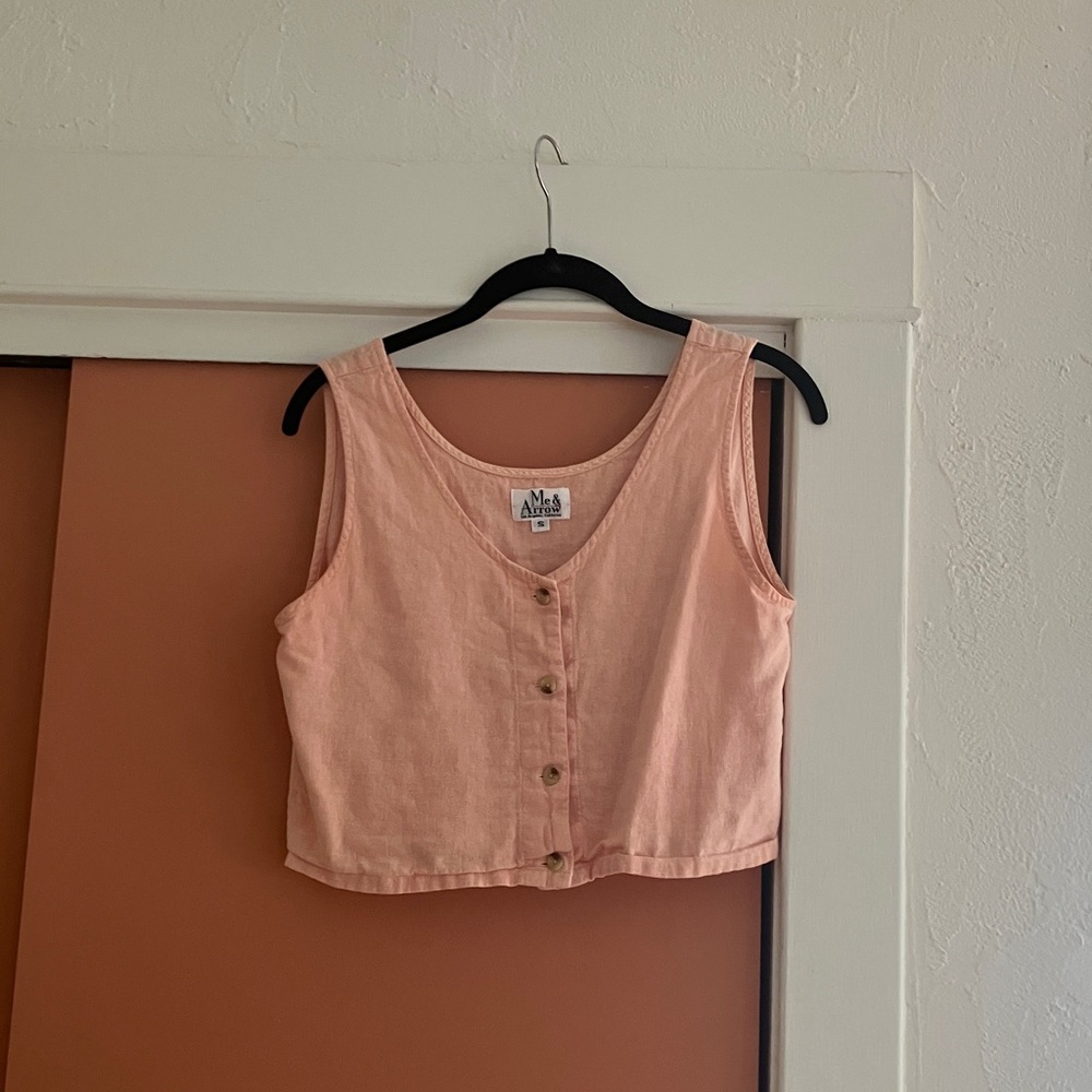 Me and Arrow cropped linen Tank Top